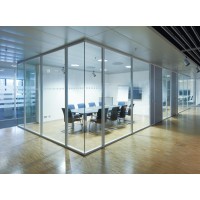 Офісні скляні перегородки